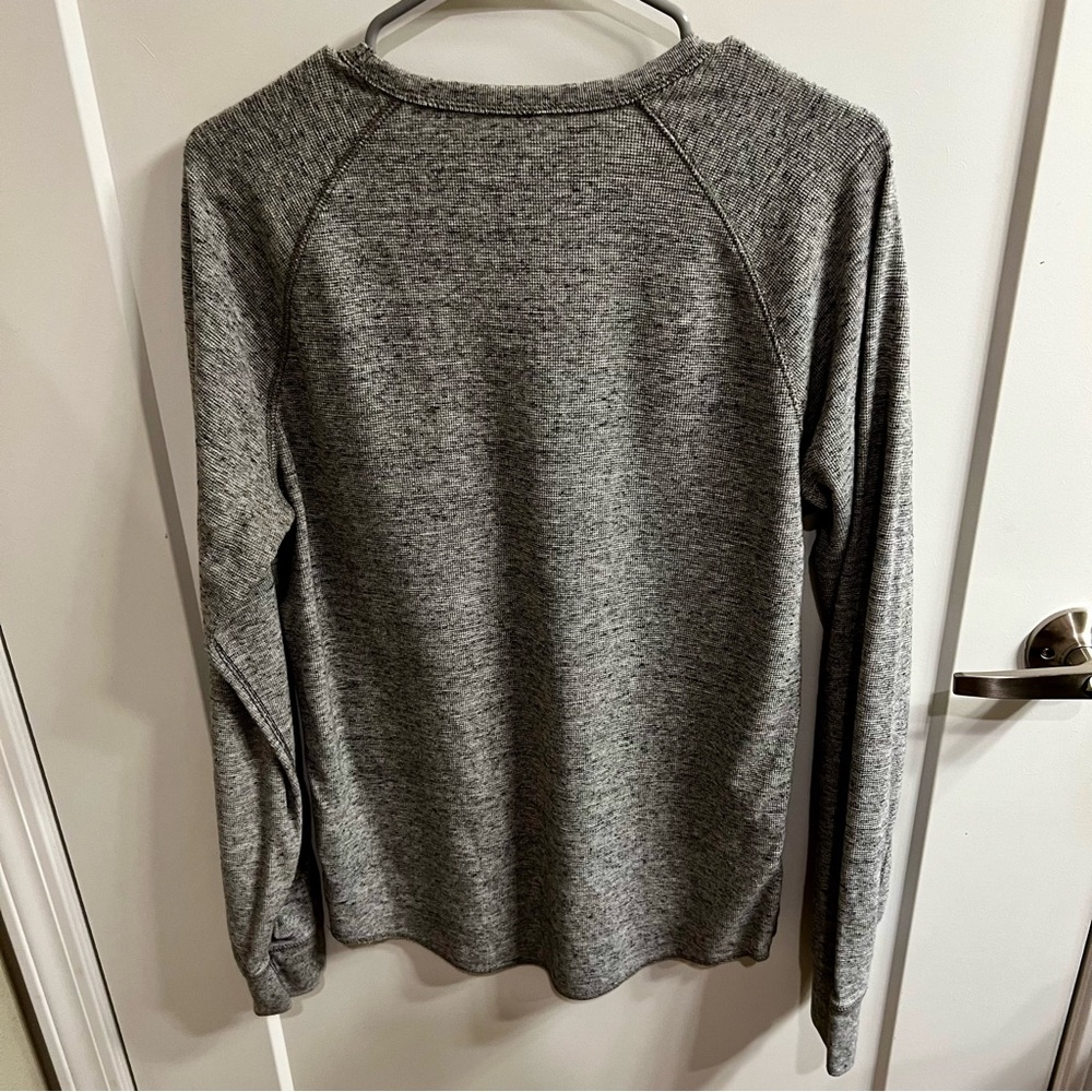 Men’s American Eagle Thermal Long Sleeve size M - Picture 2 of 2